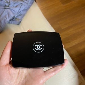 Chanel double perfection compact foundation powder